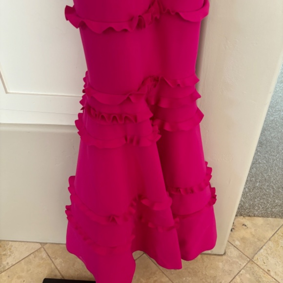 Greta Constantine designer gown - Picture 5 of 7